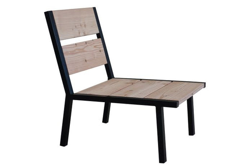 Douglas houten loungestoel met stalen poten